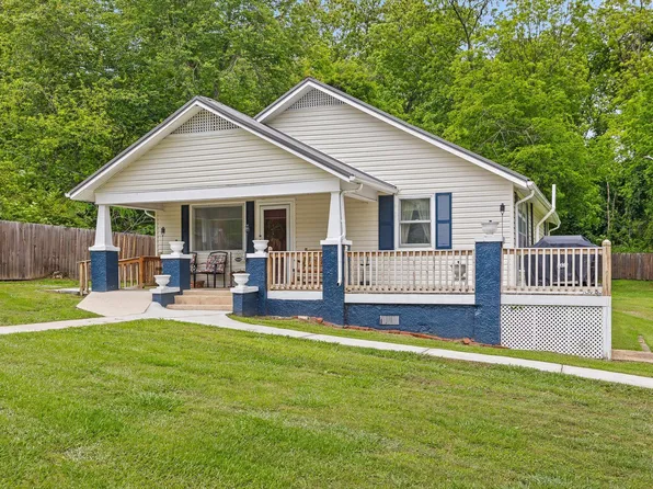 111 Chambers St, Rossville, GA 30741