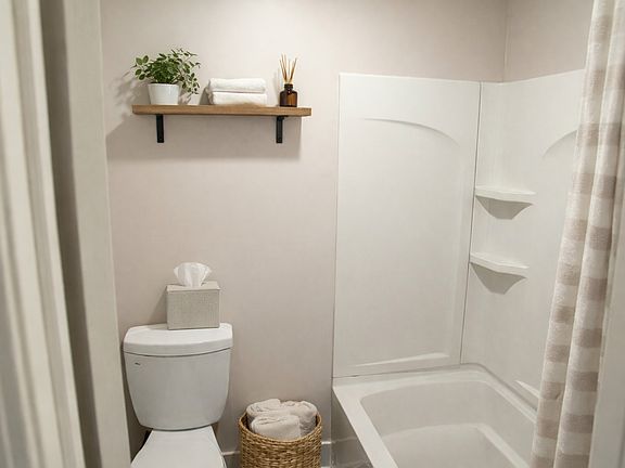 5th image of 2108 S 45th St APT 1