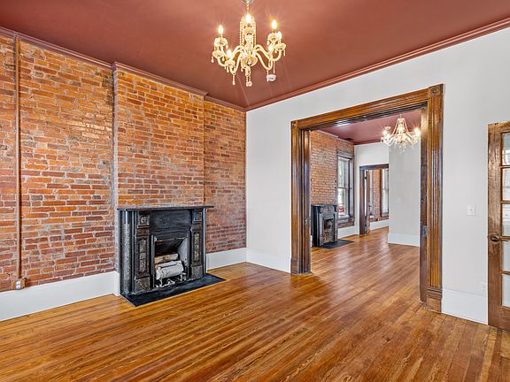 5th image of 601 Baxter Ave #2