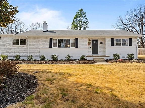 2nd image of 511 Spruce St