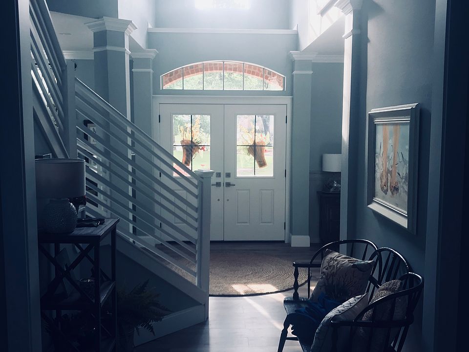 looking toward front door 