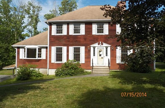 1st image of 3 Hilltop Dr