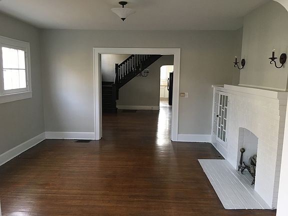 3rd image of 3829 Central Ave