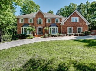 12085 Brookfield Club Dr, Roswell, GA 30075