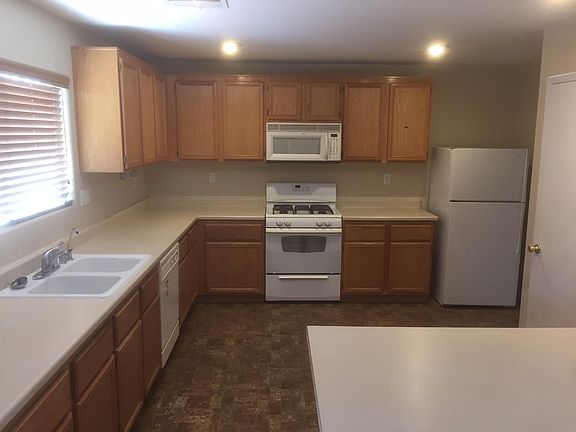 2nd image of 4121 Pohickery Ct