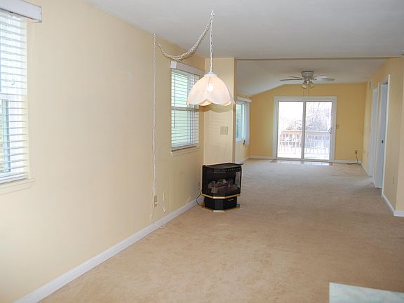 3rd image of 10696 Township Road 500 NW