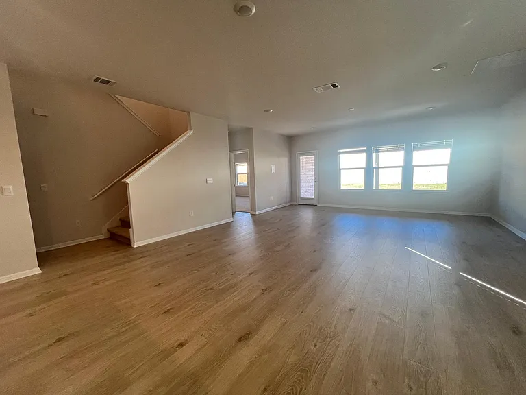 2700 Indian Clover Trl — Photo 11