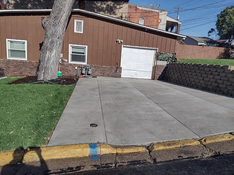 104 Broad St #1 — Photo 6