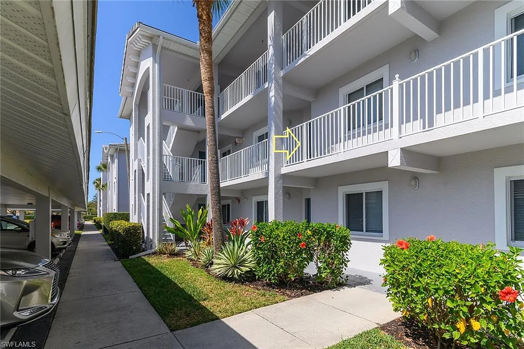 2 bed, 2.0 bath, 1202 sqft, $1,850 — Photo 2