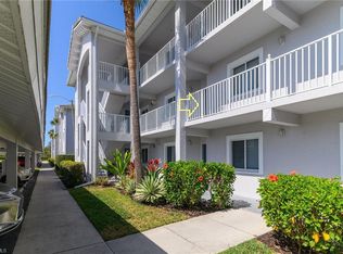 7835 Regal Heron Cir APT 202, Naples, FL 34104