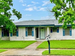 211 Barracuda Dr, Portland, TX 78374