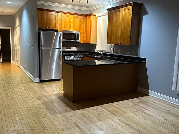 2nd image of 2521 W Congress Pkwy APT 1