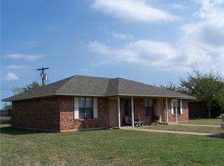 1805 Oaks Crossing Rd, Mineral Wells, TX 76067