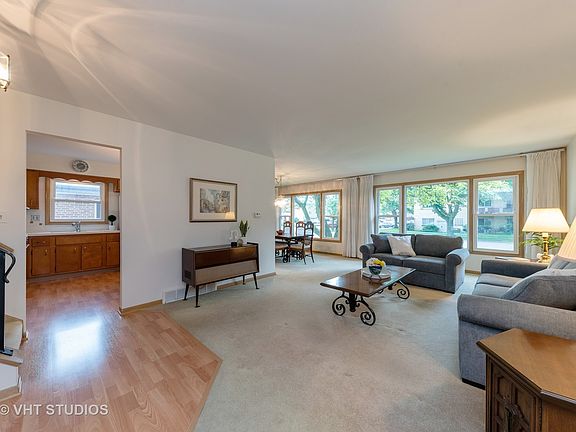 3rd image of 210 N Kaspar Ave