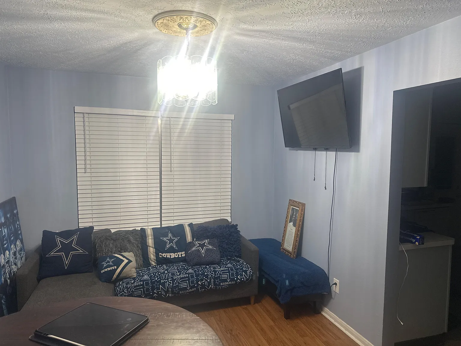 3 bed, 1.5 bath, 2100 sqft, $936 — Photo 4
