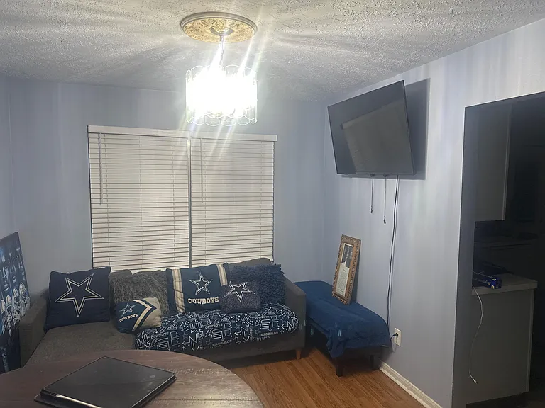 Tv room