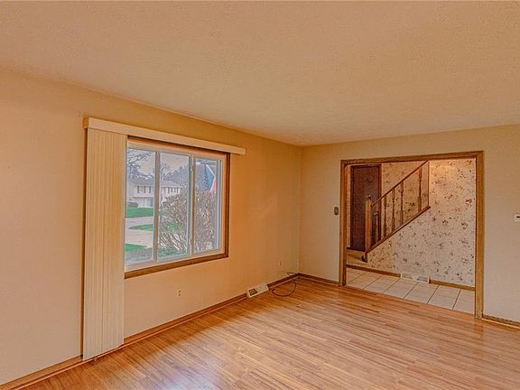 3rd image of 2382 Penny Ln