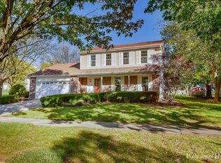 1622 Hatch Pl, Downers Grove, IL 60516