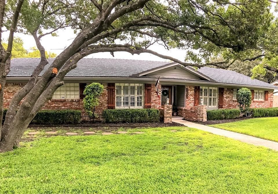 1st image of 4305 Plantation Dr
