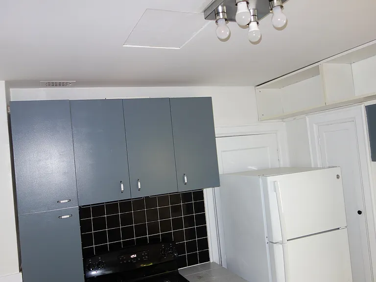 2312 Minor Ave E #A — Photo 14