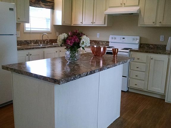 5th image of 4900 SE 102nd Pl Lot 36