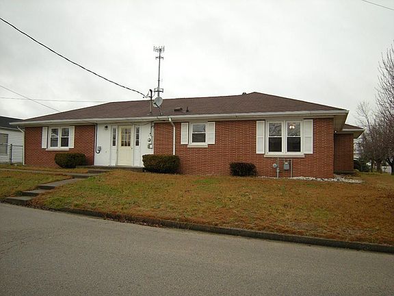 3rd image of 323 Logan Ave