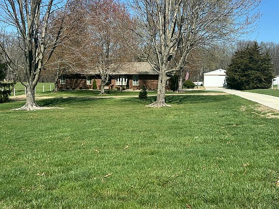 2nd image of 5221 E Farm Road 142