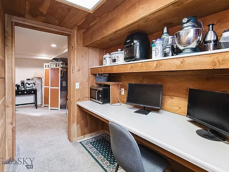 Office or pantry