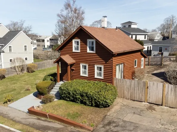 15 Border St, Quincy, MA 02171