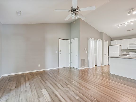 3rd image of 750 Rachael St Unit 202