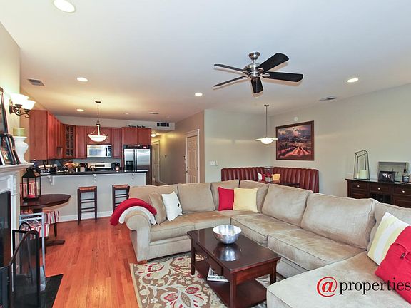 Kitchen / Living Room