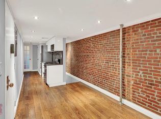 118 E 7th St #W, New York, NY 10009