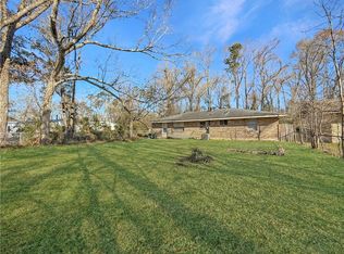 647 W McClellan St, Ponchatoula, LA 70454