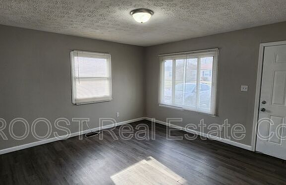 2nd image of 1318 Woodnell Ave