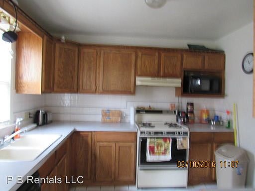 4th image of 1212 NW 31st St