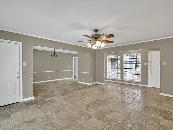 5th image of 4031 Hermitage Hollow Ln