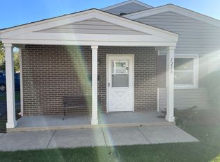 121 Lucille Ct UNIT A, Bartlett, IL 60103