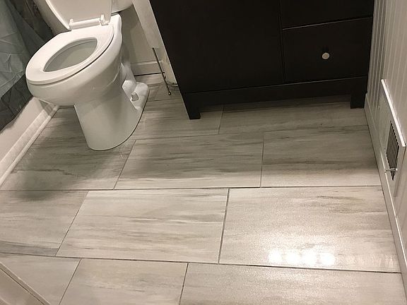 3rd image of 125 Bramble Oak Dr