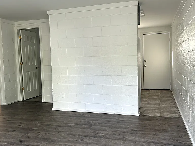 705 Ann St — Photo 7