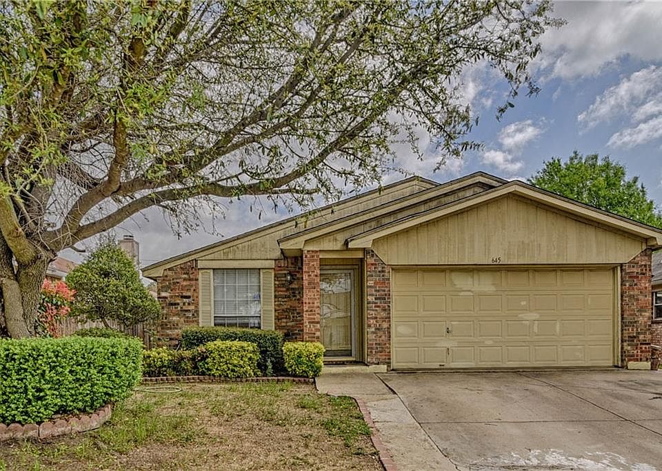 1st image of 645 Blueberry Hill Ln