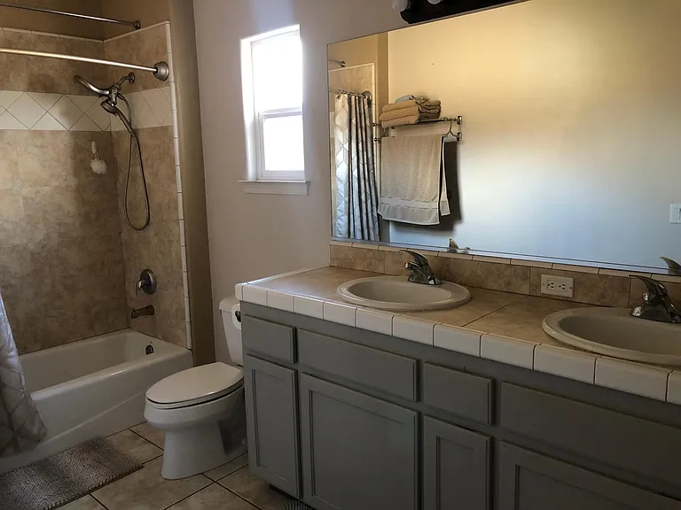 1964 Brighton Ave — Photo 12