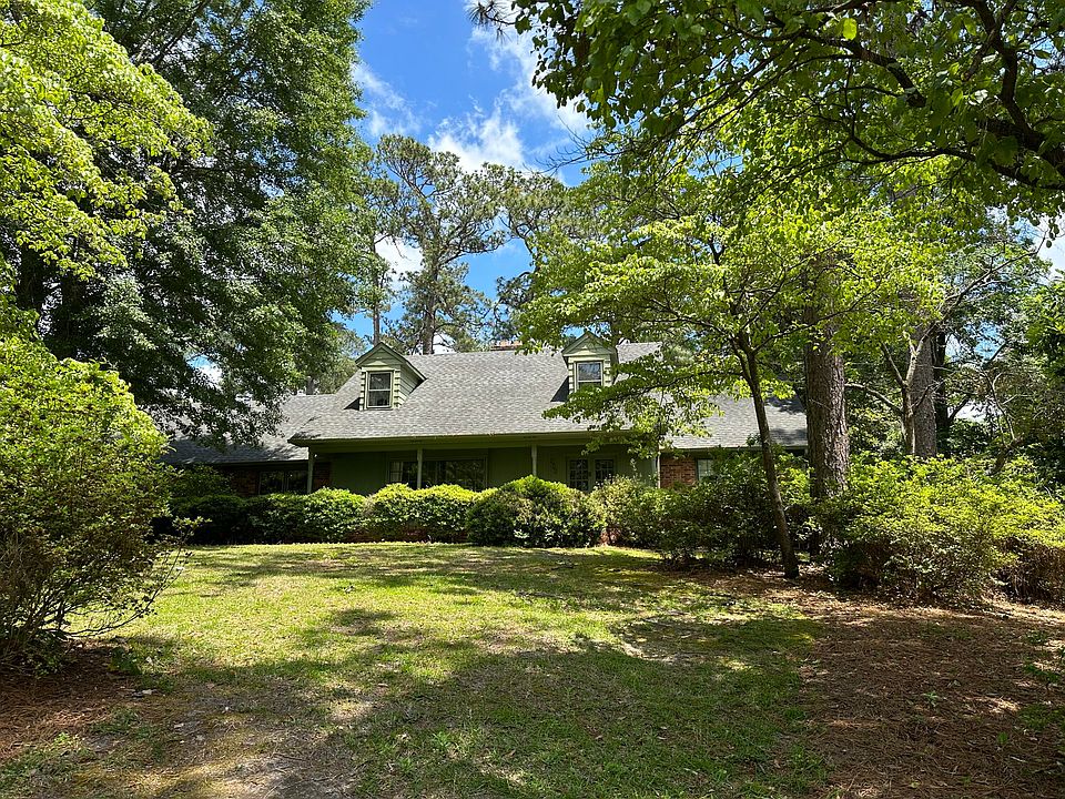 2nd image of 232 Lakeside Dr