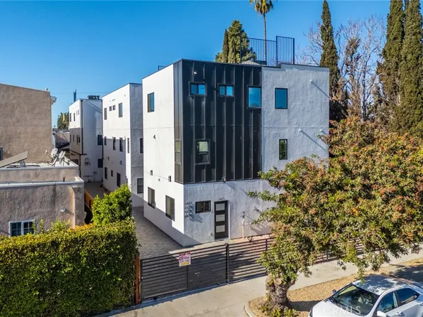 6421 Troost Ave, North Hollywood, CA 91606