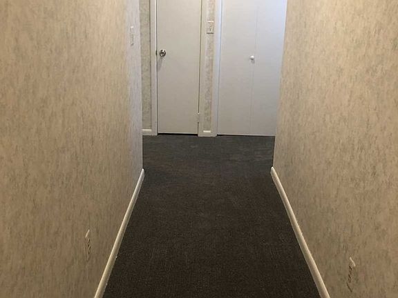 3rd image of 304 Lake Ave Floor 1