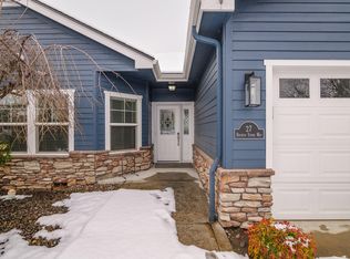 27 Broken Stone Way, Eagle Pt, OR 97524