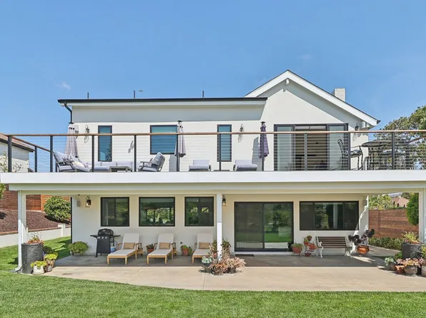 7249 Mimosa Dr, Carlsbad, CA 92011
