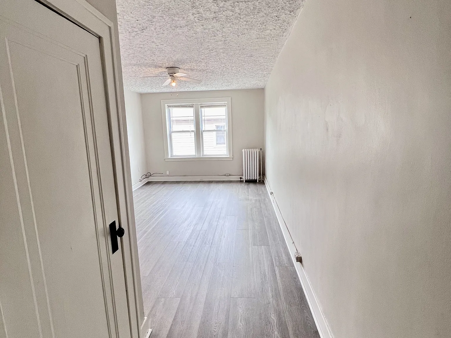 1 bed, $1,350 — Photo 2