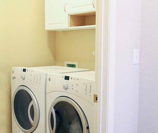 4th image of 10515 Rosefinch Dr NW
