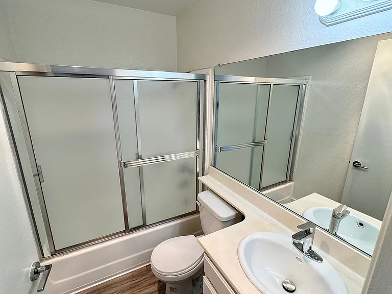 can371 — Photo 21