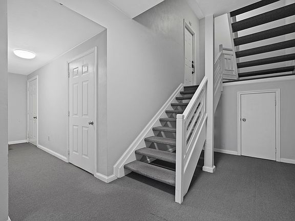 2nd image of 405 Hidden Shores Ct APT 104